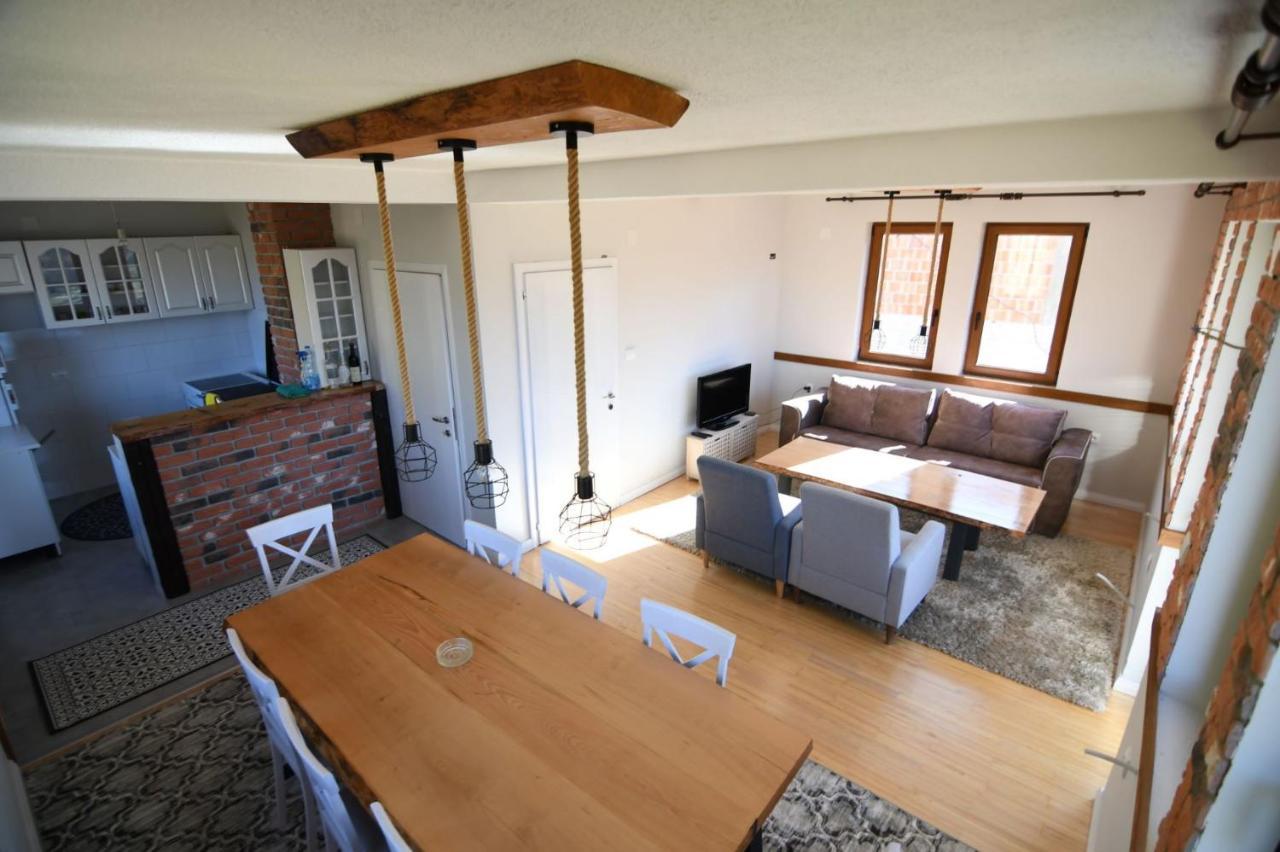 Villa 1060 Meet Eat Hike & Tour Plav Esterno foto