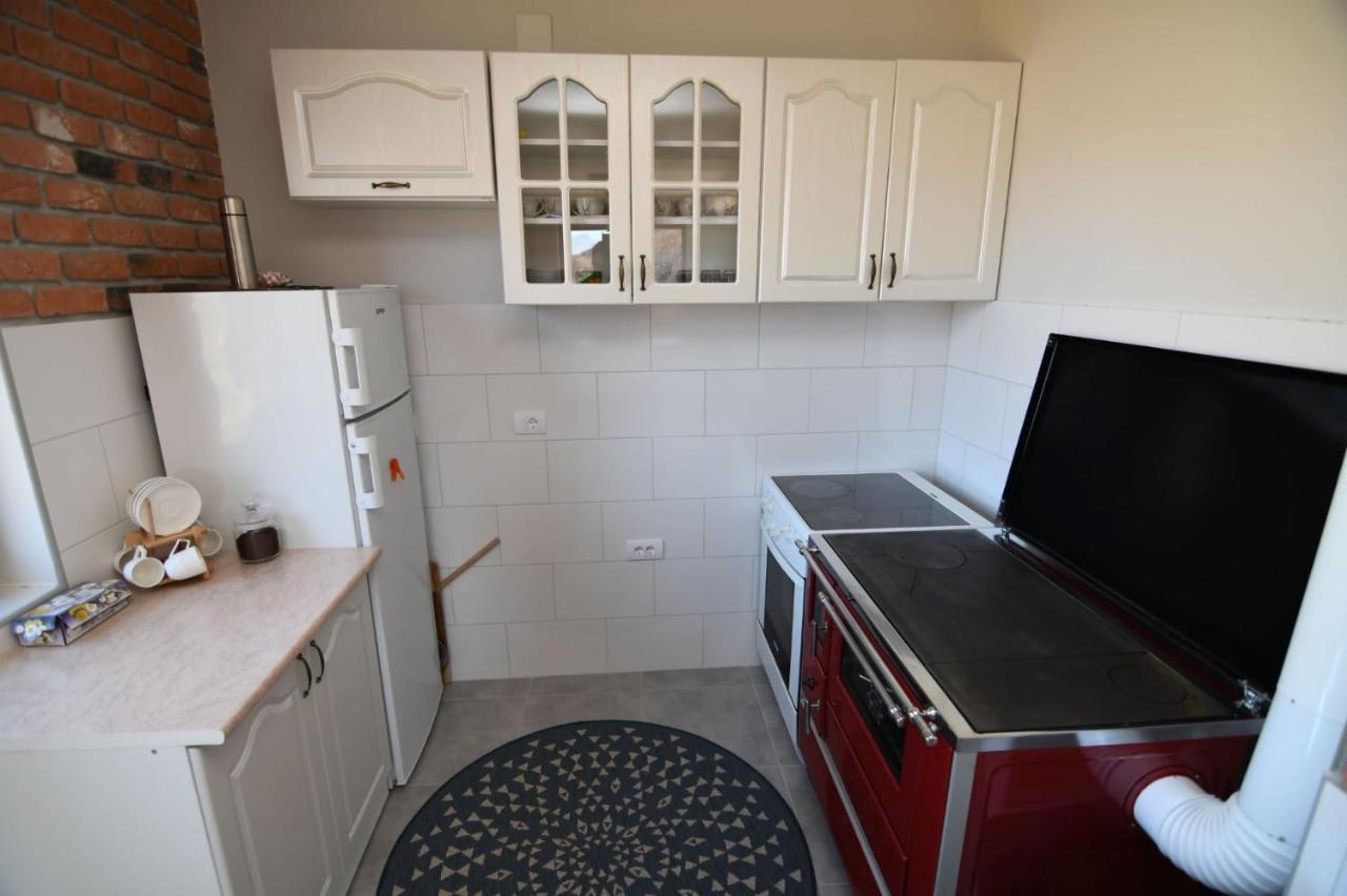 Villa 1060 Meet Eat Hike & Tour Plav Esterno foto