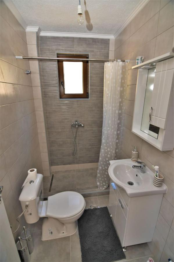 Villa 1060 Meet Eat Hike & Tour Plav Esterno foto