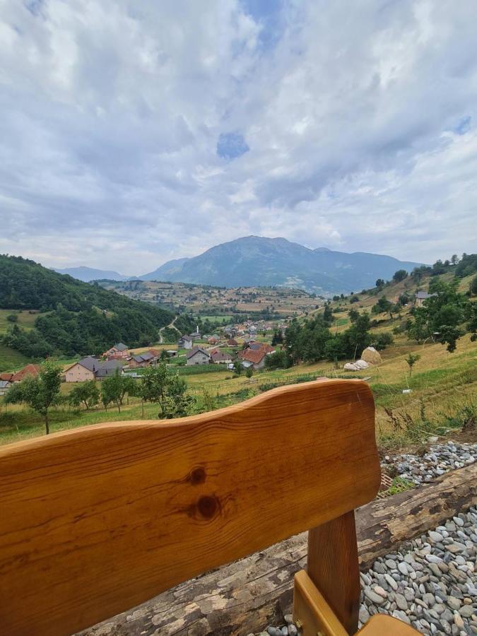Villa 1060 Meet Eat Hike & Tour Plav Esterno foto